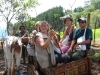 Una caminata en una carreta original es una forma de tratar de dar a los turistas la ilusión de una experiencia auténtica, del tipo de autenticidad simbólica – Foto 12/Costa Rica